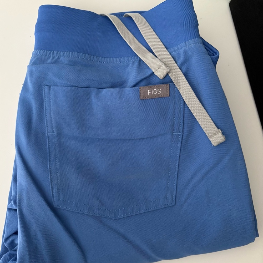 Figs Ceil Blue Zamora Scrub Joggers in XS